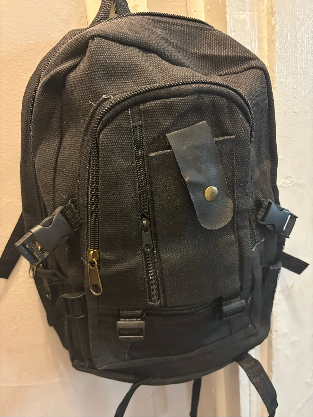 Men's Black Canvas Everyday Backpack